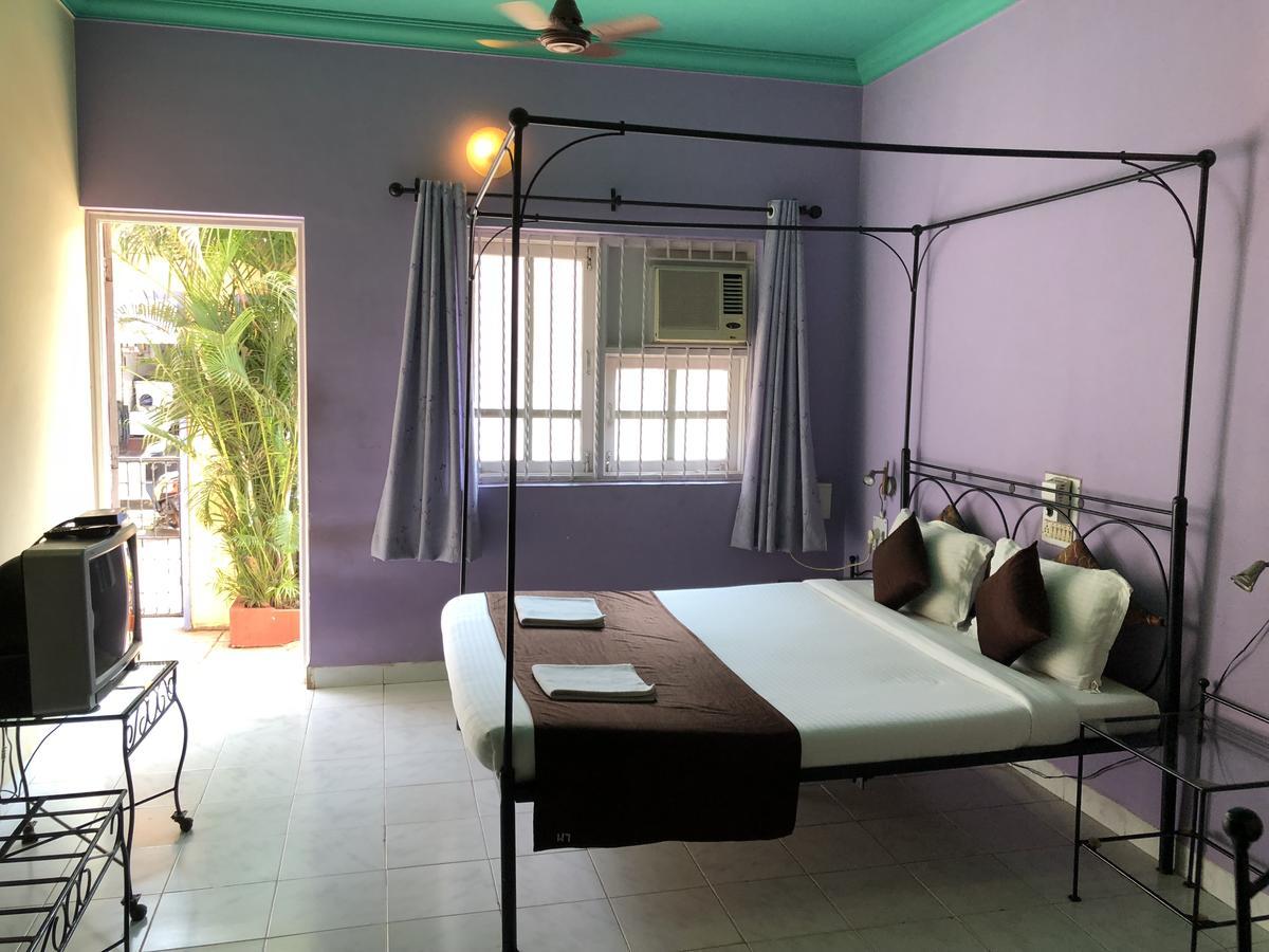 Libton Manor Hotel Candolim Exterior photo